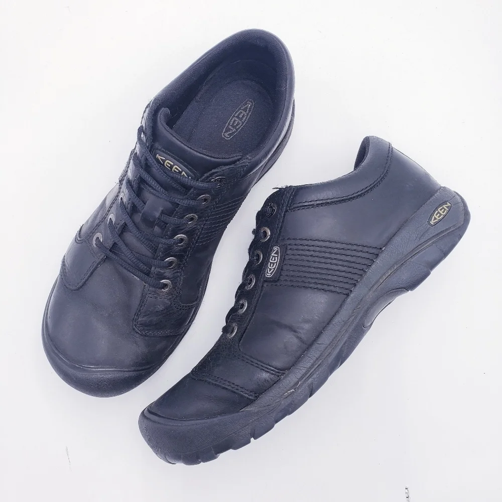Keen Men's Austin Low Top Hiking Shoe Waterproof Black Leather Size 11.5‎